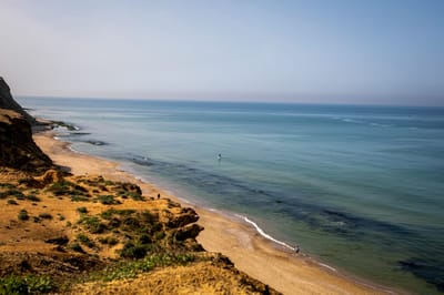 משרד הבריאות מזהיר: הרחצה בחופי חיפה מסוכנת