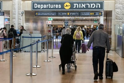 אחר מסע בחמש מדינות נחת בישראל. נתב"ג 
