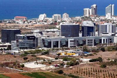ועד העובדים העניק ספר קידוש, מנכ"ל העירייה נזף
