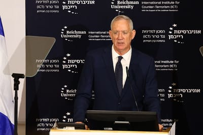 בני גנץ