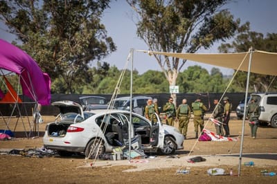 אזור המסיבה לאחר הטבח