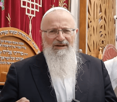 הרב שמואל אליהו: להוסיף עוד 3 משפטים באבינו מלכנו