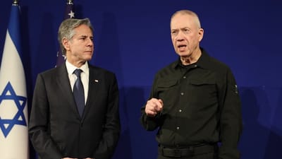 גלנט לבלינקן: עמדת חמאס מובילה להמשך הלחימה