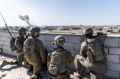 אלמוג בוקר נגד גלנט: ככה לא מנצחים מלחמה