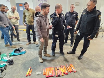 עשרות אוהדים נעצרו עם כלי תקיפה במשחק העונה