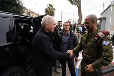 בזמן מלחמה: הפריט ברכב של גלנט שמסביר הכל?