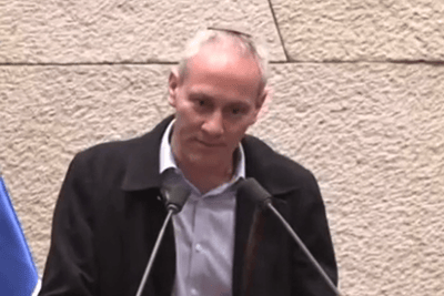 חילי טרופר משיב לאמסלם: "תתנצל על השפה הנמוכה"