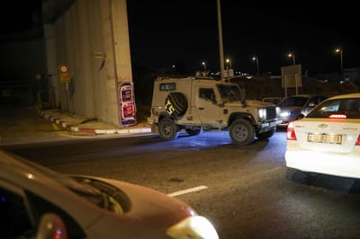 פלסטיני גנב רכב בירושלים ונתפס במחסום | צפו