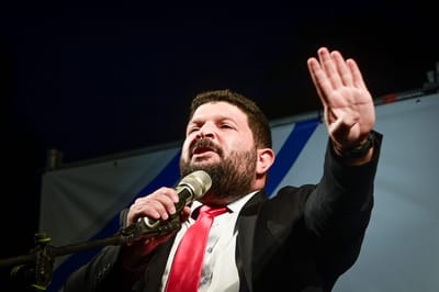 אלמוג כהן: "הפרקליטות זורה חול בעיני הציבור"
