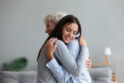 מוריד לחץ דם וגורם לרוגע: יום החיבוקים הבינלאומי