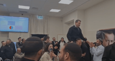 נחל שורק: ראש העיר הסרוג זכה בכהונה נוספת