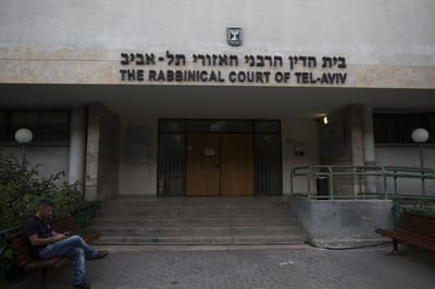 הרב יוסף, במקום לדבר על גיוס תקן את בעיית העגינות