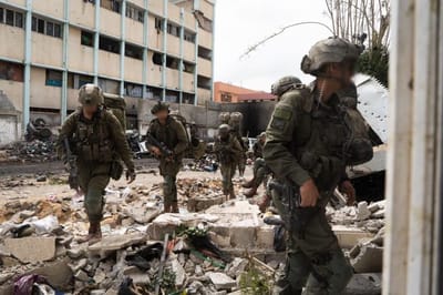 הפשיטה בבית החולים שיפאא: פרטים חדשים על המבצע
