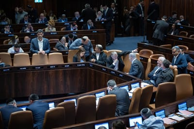 הבכיר הסרוג מצהיר: קרוב מאי פעם להיכנס לפוליטיקה
