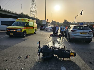 הקטל בדרכים: רוכב אופנוע נהרג בתאונה במחלף נשרים
