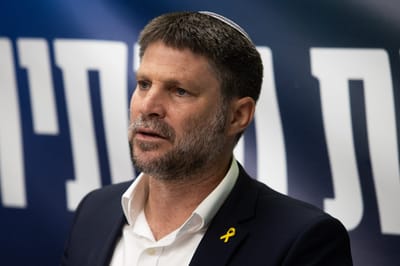 "סמוטריץ' צריך להחליט אם הוא ציונות דתית או דגל התורה"