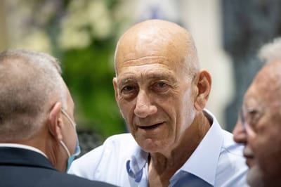 ערב יום הזיכרון: הכינוי הקשה של אולמרט לנתניהו