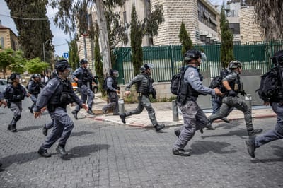 המשטרה פשטה על בית של ראש ארגון פשע בצפון; זה השלל שנתפס