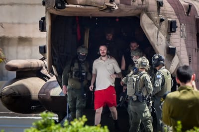 אנדריי בעדות מזוויעה מימי השבי: "הוא חתך לי הפה"