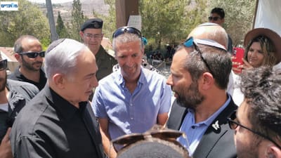 נתניהו הגיע לעלי לנחם את משפחתו של סעדיה דרעי