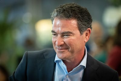 מזל טוב: ראש המוסד לשעבר יוסי כהן בבשורה משמחת