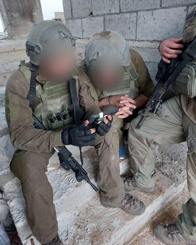 השב"כ מפרסם תיעוד מחילוץ גופות החטופים