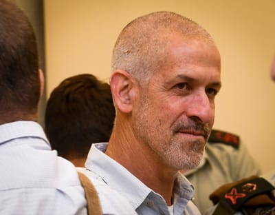 פרסם שרשור על רונן בר וקיבל שיחת איומים מהשב"כ
