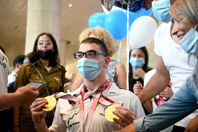 גאווה ישראלית: השחיין עמי דדאון זכה בזהב נוסף