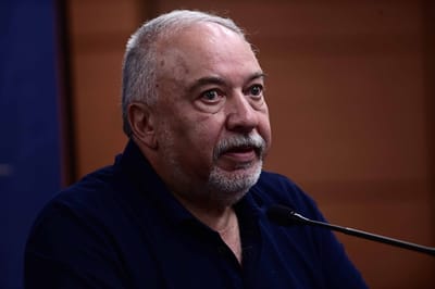 בעקבות האמירה: "אין לליברמן מקום בפוליטיקה הישראלית"