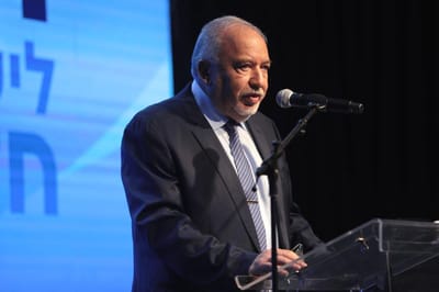 ליברמן על הפיצוצים בלבנון: זה מה שאני הייתי עושה עכשיו