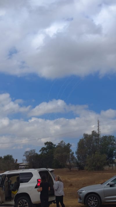 5 רקטות מעזה לגוש דן: 2 פצועות קל מרסיסים