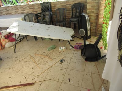 במשקל 15 ק"ג: טיל פגע בסוכת הרב רוט בבני ברק
