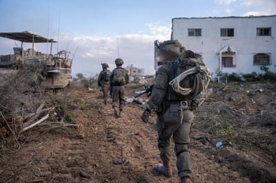 למרות העיכובים בעסקה: צה"ל החל לסגת מחלקים ברצועה