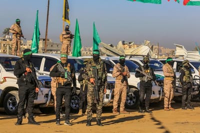 תושב העיר עזה חושף: "אנחנו רוצים לצאת – חמאס עומדים בדרך"