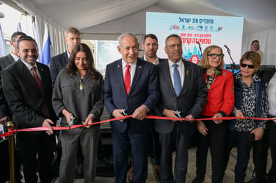 עוד מעט נהפוך למם: שר הבריאות "גזר" את הסרט