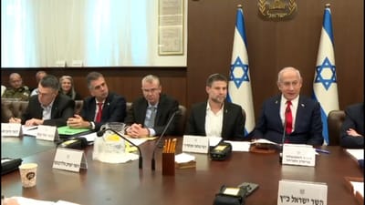 ישיבת הממשלה. גנץ ישוב לשלוחן הזה בקרוב?