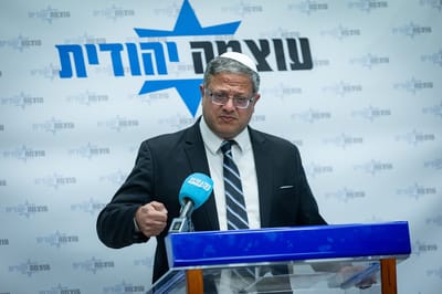 בניגוד לשותפו בקואליציה, בן גביר לא מאיים בפרישה מהממשלה