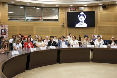 ניצול השואה בכנסת: ״שרדתי כי לא פעלתי על פי השכל״