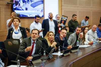 נציג השב"כ ממשיך להכחיש: "לא נאסף מידע על שר או ח"כ"