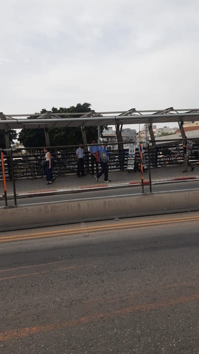 התושבים זועמים: דוכן מיסיון הוקם בלב תל אביב | תיעוד