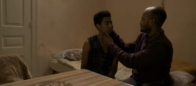 "מתחת לצל של השמש" – כשאבהות נפגשת עם מציאות אכזרית