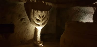 טיול שבועי: בעקבות מנורת שבעת הקנים בבית שערים