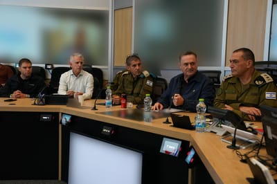 כ"ץ: "תמשיכו לקלף את עור הנחש כולל ראשי המשטר"