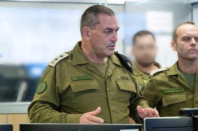 איך סלל אייל זמיר את הדרך לתקיפה באיראן?