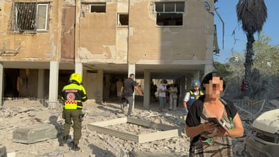 דיווחים על שבע נפילות: פגיעה ישירה בסורוקה