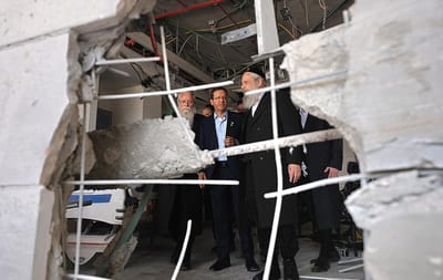 הרצוג בזירת הנפילה בבני ברק: "עם אמונה גדולה אנחנו נתגבר"