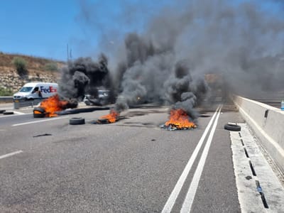דרוזים חוסמים את כביש 6 כדי שישראל תתערב בסוריה