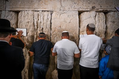 סוד הקאוצ'ינג של אלול: להעיר את הילד לסליחות?
