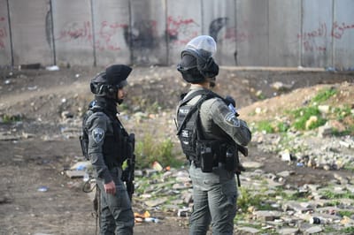 בעקבות ההתפרעויות: מאות שוטרים בפעילות רחבה בכפר תראבין