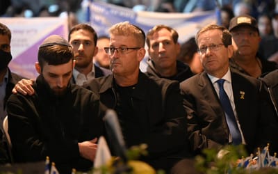 מתן אנגרסט הגיע להלוויתו של סרן דניאל פרץ הי"ד